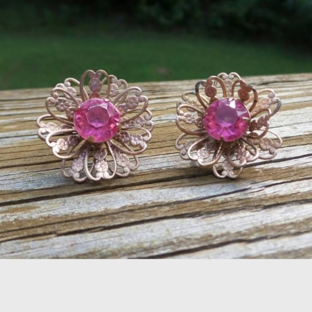Vintage Copper Flower Earrings with‎ Pink Faux Diamond Center